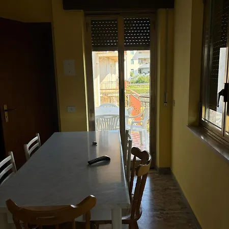 Lejlighed Seaside House Caulonia Marina